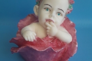 4. Младенец в розе (9см)